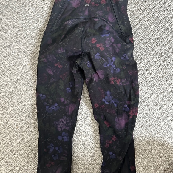 Lululemon Lot - Train Times Crop 17” - 3 pairs - Picture 8 of 8